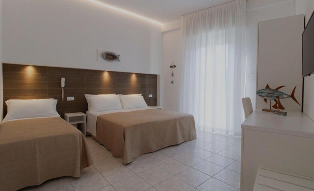 Hotel Napoleon San Mauro Mare Eksteriør bilde