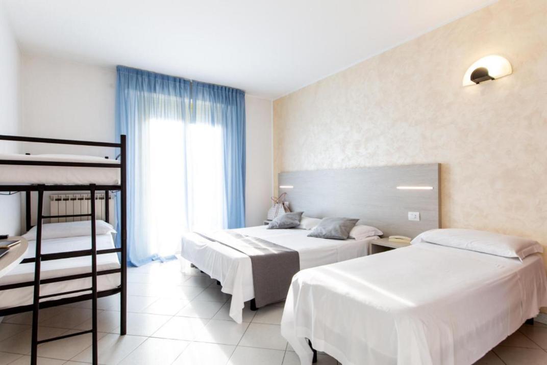 Hotel Napoleon San Mauro Mare Eksteriør bilde